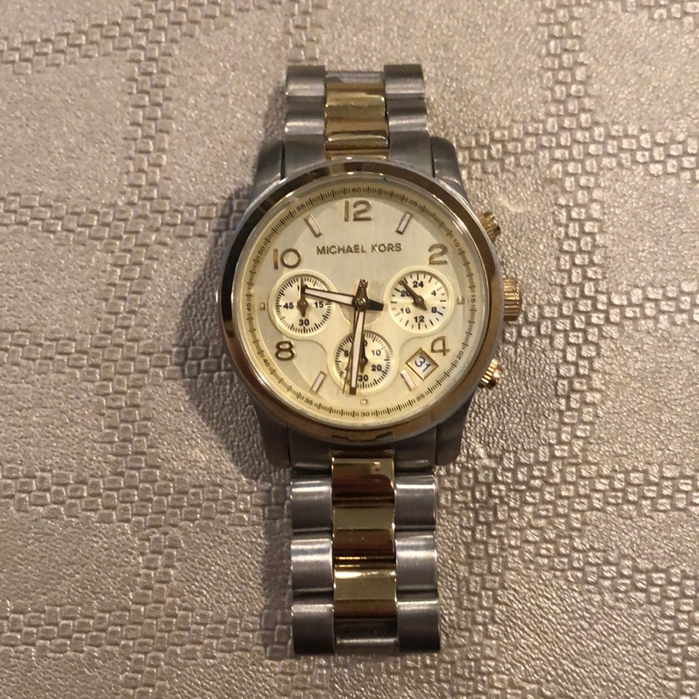 Michael Kors Watch - needs battery